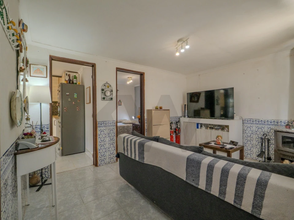 Moradia T2 para Venda em Olhalvo Foto 3