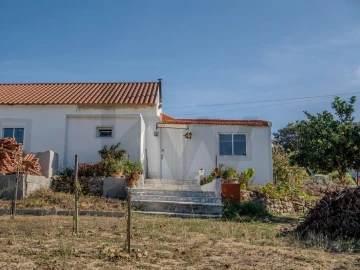 Moradia T2 para Venda em Olhalvo