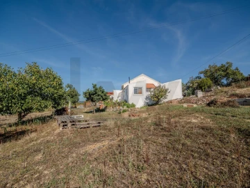 Moradia T2 para Venda em Olhalvo