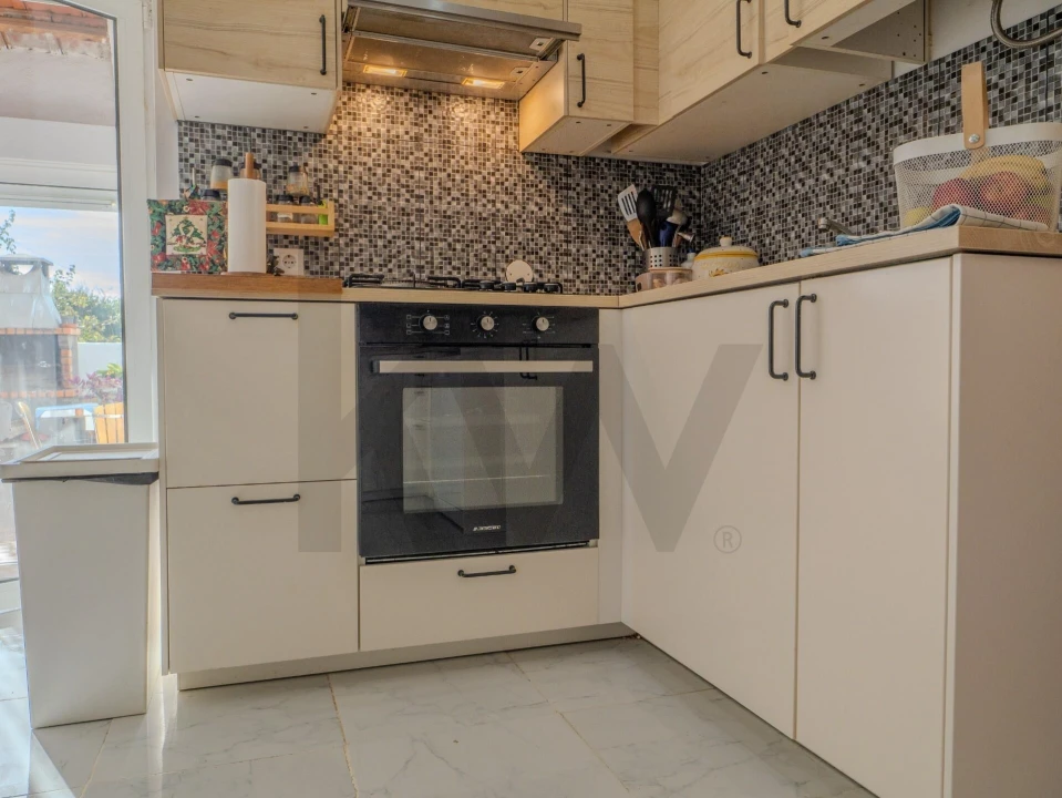 Moradia T2 para Venda em Olhalvo Foto 16