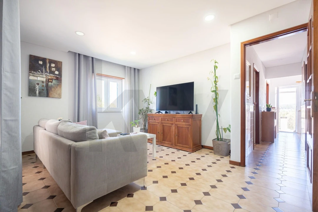 Apartamento T2 para Venda em Condeixa-A-Velha e Condeixa-A-Nova Foto 1