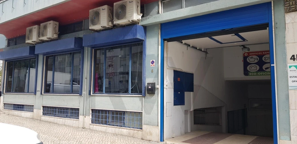 Armazém para Arrendamento em Águas Livres Foto 2