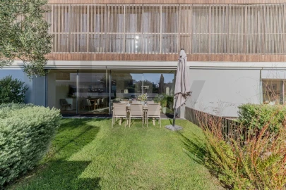 Moradia T5 para Venda em Oeiras e São Julião da Barra, Paço de Arcos e Caxias