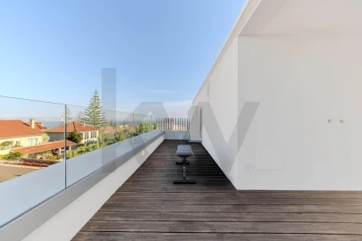 Moradia T5 para Venda em Oeiras e São Julião da Barra, Paço de Arcos e Caxias