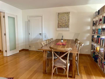 Apartamento T3 para Arrendamento em Belém