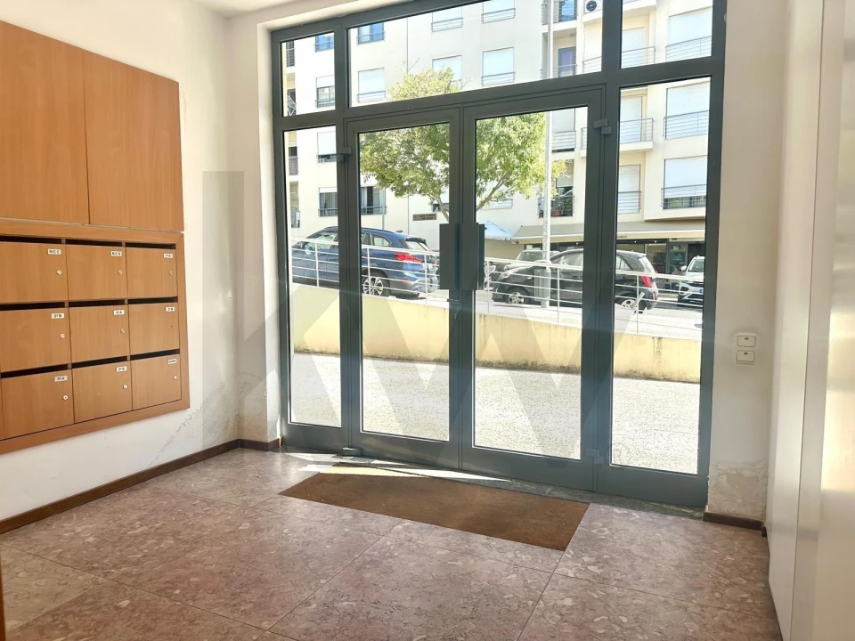 Apartamento T3 para Arrendamento em Belém Foto 24
