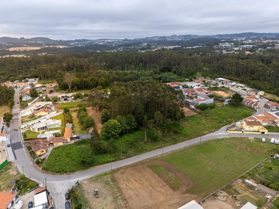Terreno para Venda em Cidade da Maia Foto 13