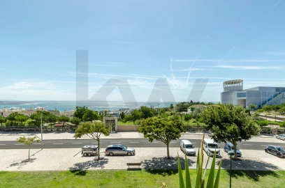 Apartamento T3 para Arrendamento em Oeiras e São Julião da Barra, Paço de Arcos e Caxias