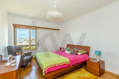 Apartamento T3 para Arrendamento em Oeiras e São Julião da Barra, Paço de Arcos e Caxias