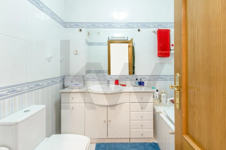 Apartamento T3 para Arrendamento em Oeiras e São Julião da Barra, Paço de Arcos e Caxias Foto 13