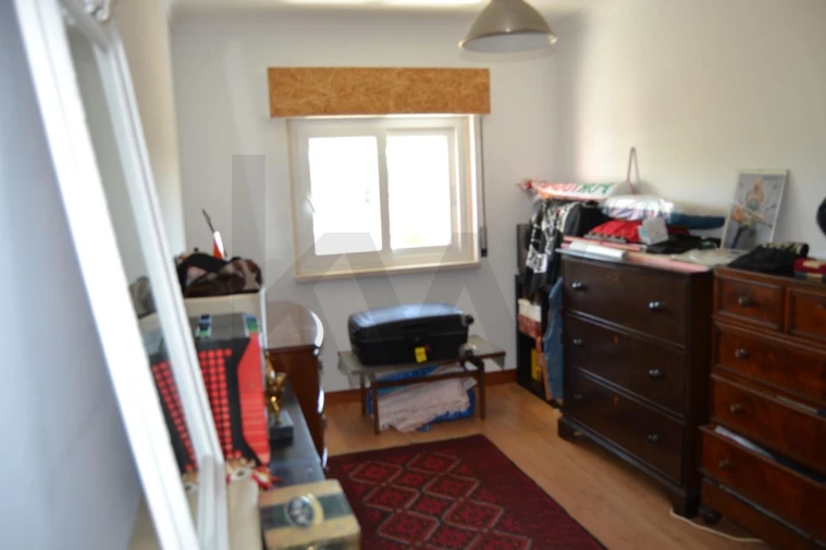 Apartamento T3 para Venda em Porto Salvo Foto 17