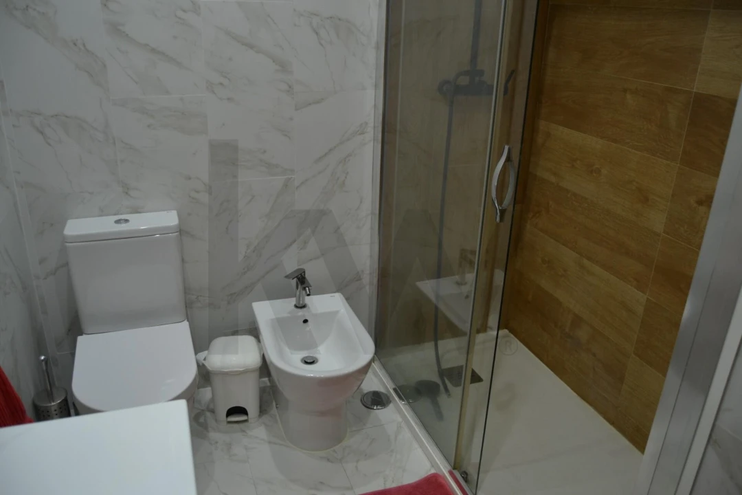Apartamento T3 para Venda em Porto Salvo Foto 20