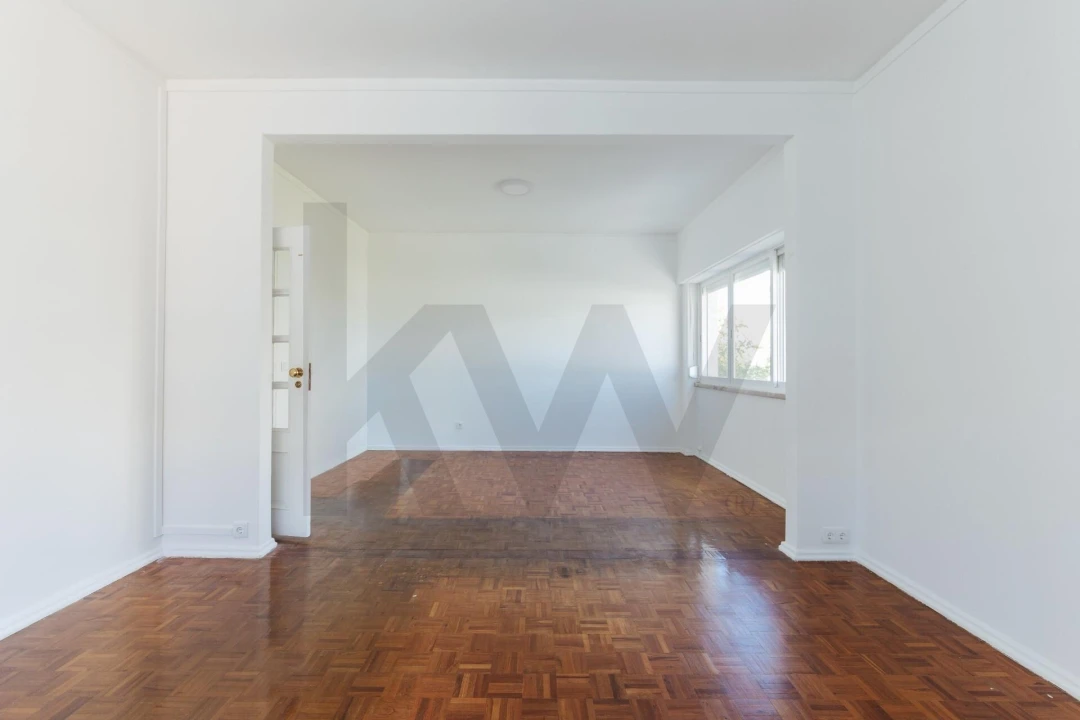 Apartamento T2 para Arrendamento em Carnide Foto 13
