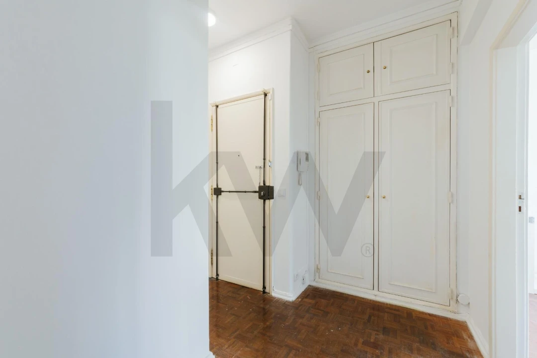 Apartamento T2 para Arrendamento em Carnide Foto 2