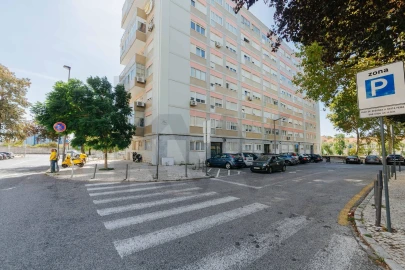 Apartamento T2 para Arrendamento em Carnide