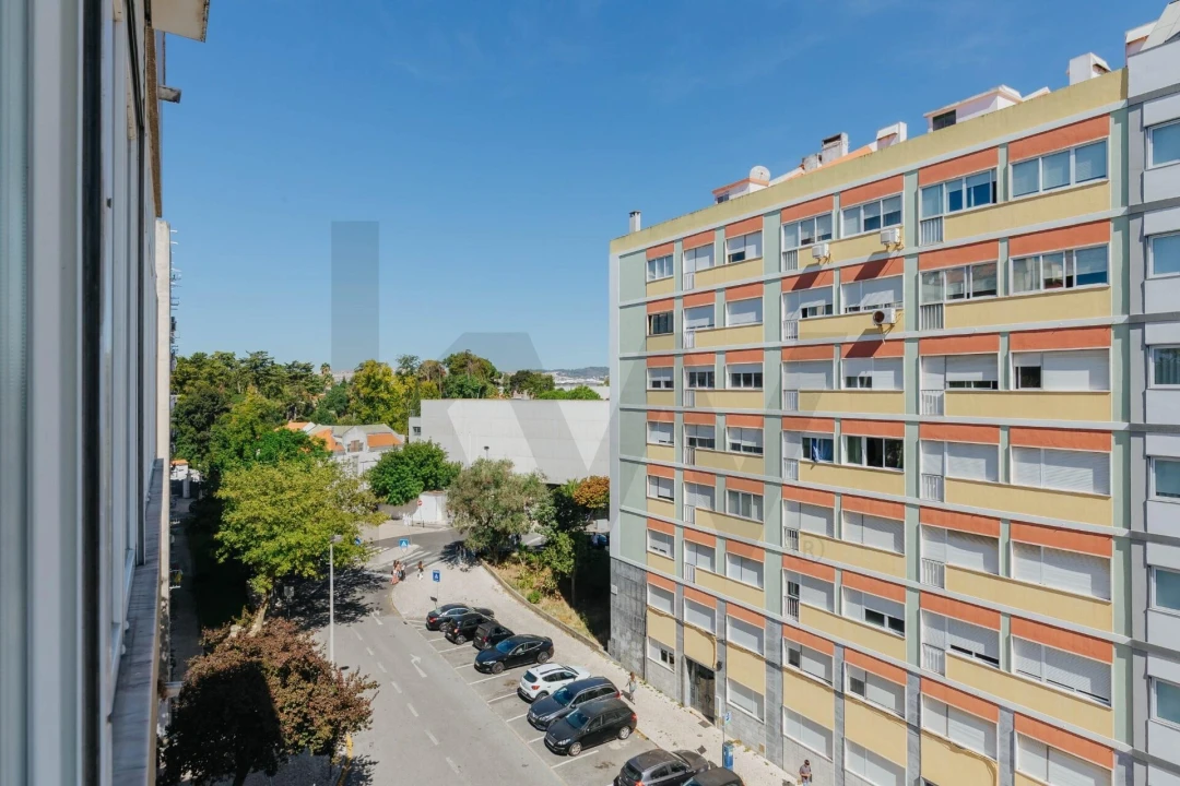 Apartamento T2 para Arrendamento em Carnide Foto 28