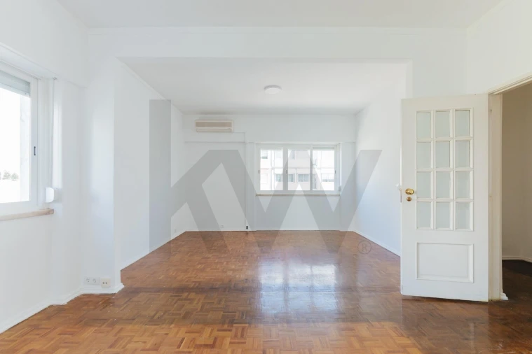 Apartamento T2 para Arrendamento em Carnide Foto 10