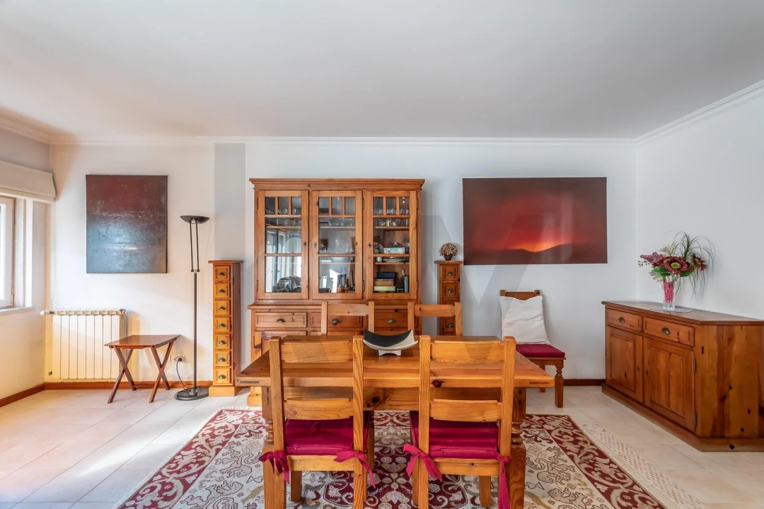 Apartamento T2 para Venda em Carnaxide e Queijas Foto 5