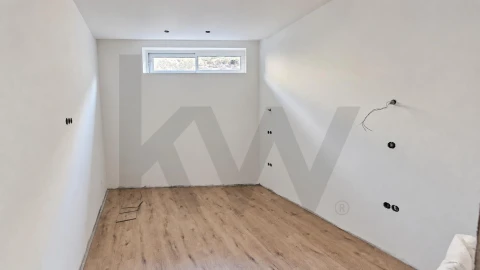 Apartamento T3 para Venda em Lordelo do Ouro e Massarelos