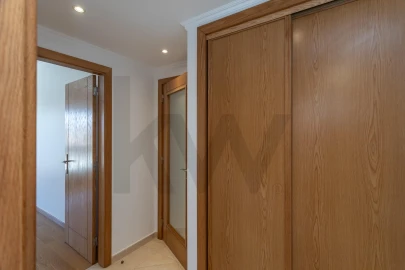 Apartamento T2 para Arrendamento em São Domingos de Rana
