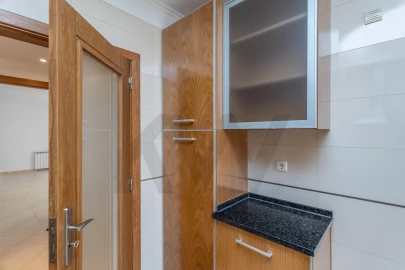 Apartamento T2 para Arrendamento em São Domingos de Rana