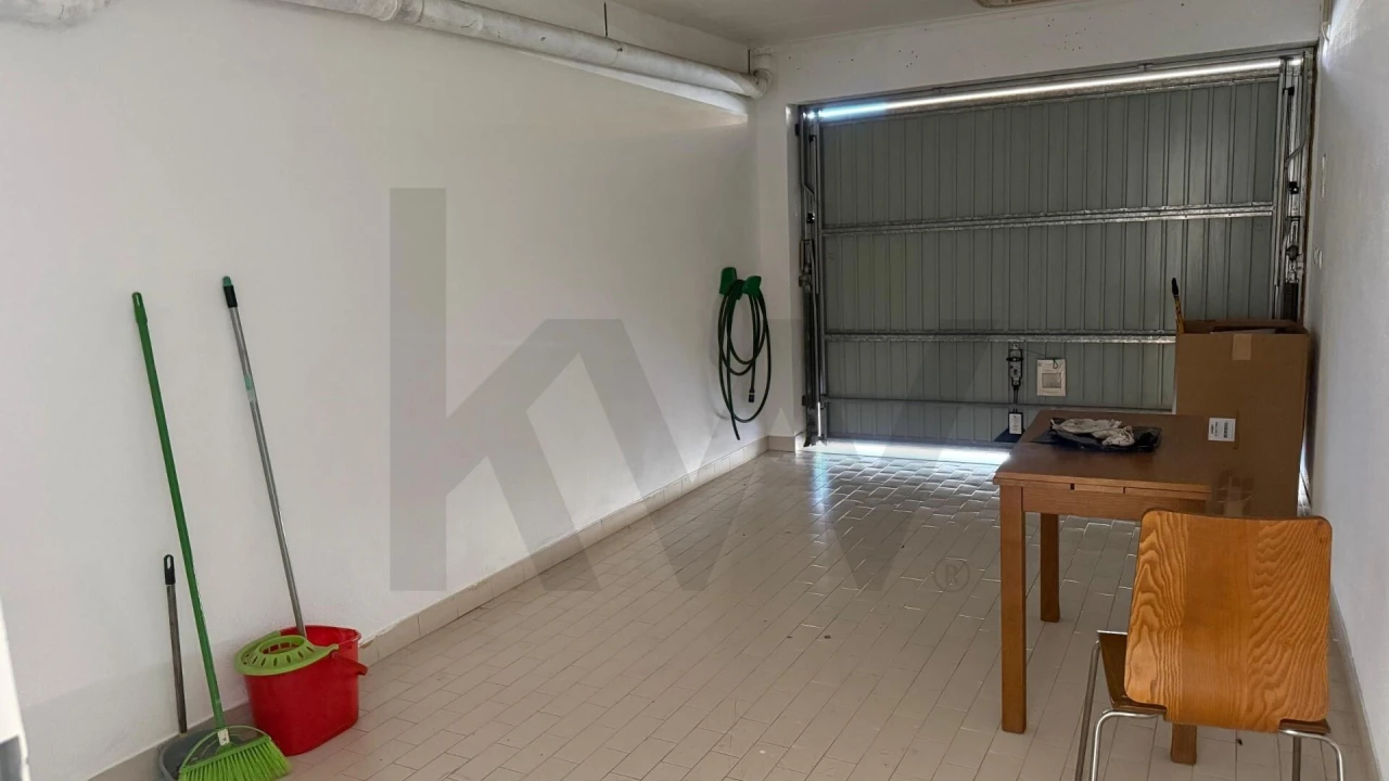 Apartamento T2 para Arrendamento em São Domingos de Rana Foto 47