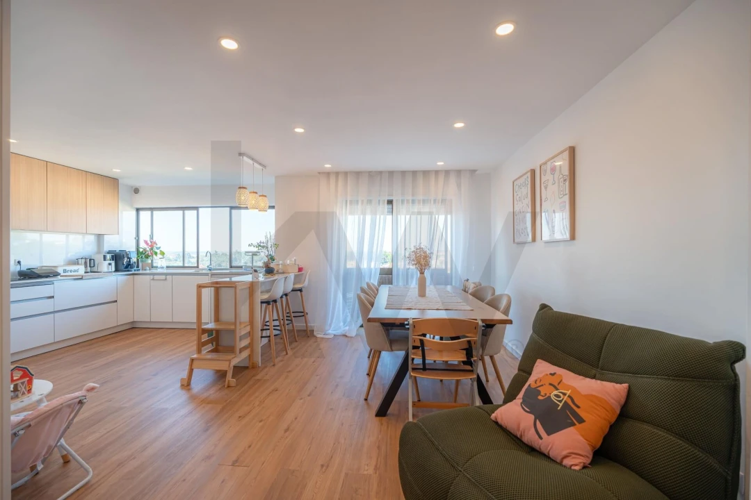 Apartamento T3 para Venda em São Martinho do Bispo e Ribeira de Frades Foto 1