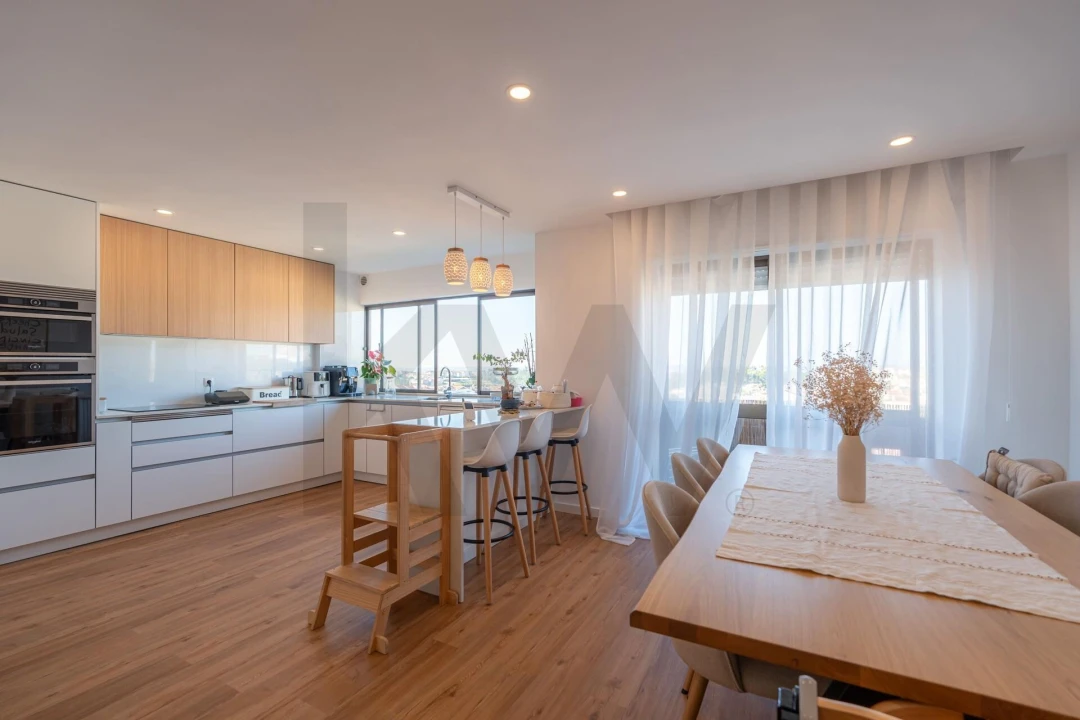 Apartamento T3 para Venda em São Martinho do Bispo e Ribeira de Frades Foto 2