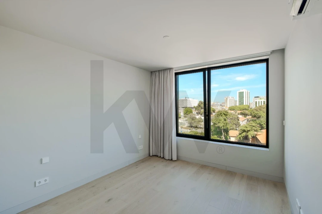 Apartamento T2 para Arrendamento em Avenidas Novas Foto 18