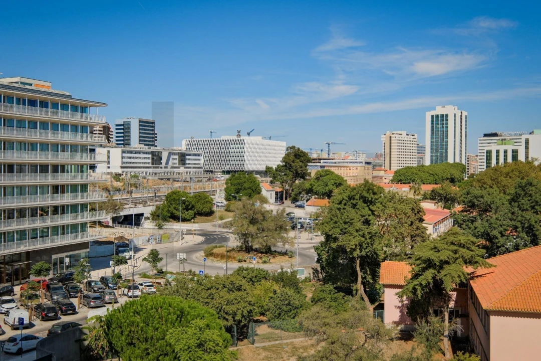 Apartamento T2 para Arrendamento em Avenidas Novas Foto 15