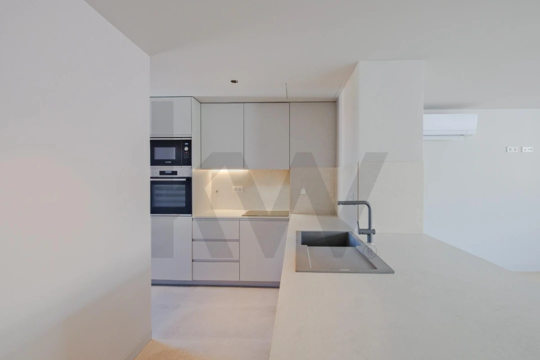 Apartamento T2 para Arrendamento em Avenidas Novas Foto 4