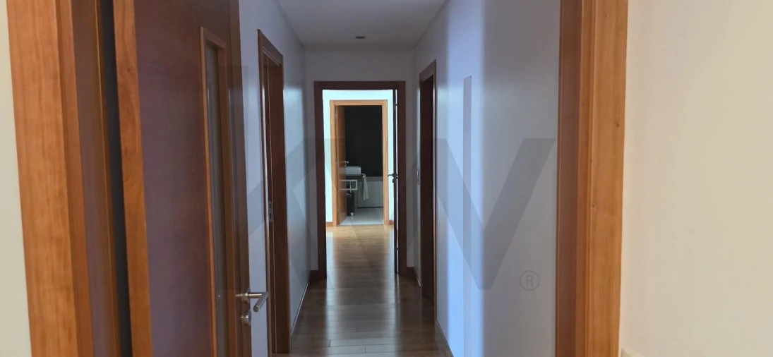 Apartamento T2 para Venda em Milharado Foto 10