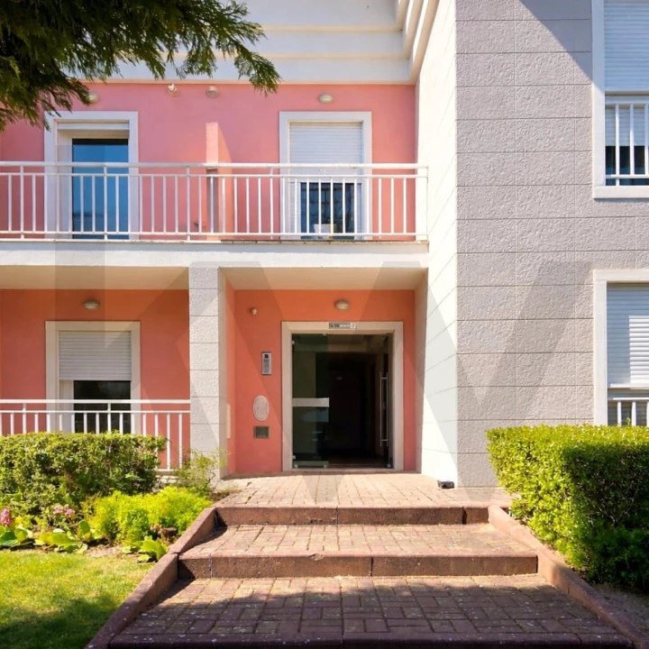 Apartamento T2 para Venda em Milharado Foto 1