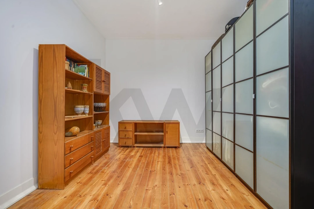 Apartamento T3 para Venda em Campo de Ourique Foto 17