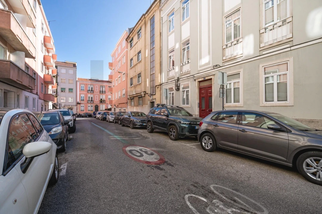 Apartamento T3 para Venda em Campo de Ourique Foto 26