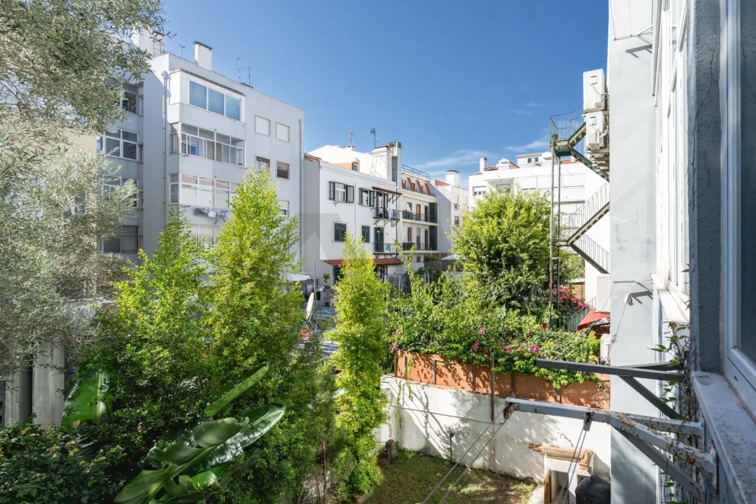 Apartamento T3 para Venda em Campo de Ourique Foto 29