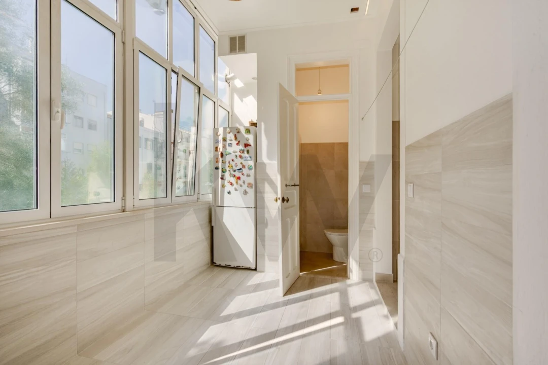Apartamento T3 para Venda em Campo de Ourique Foto 11
