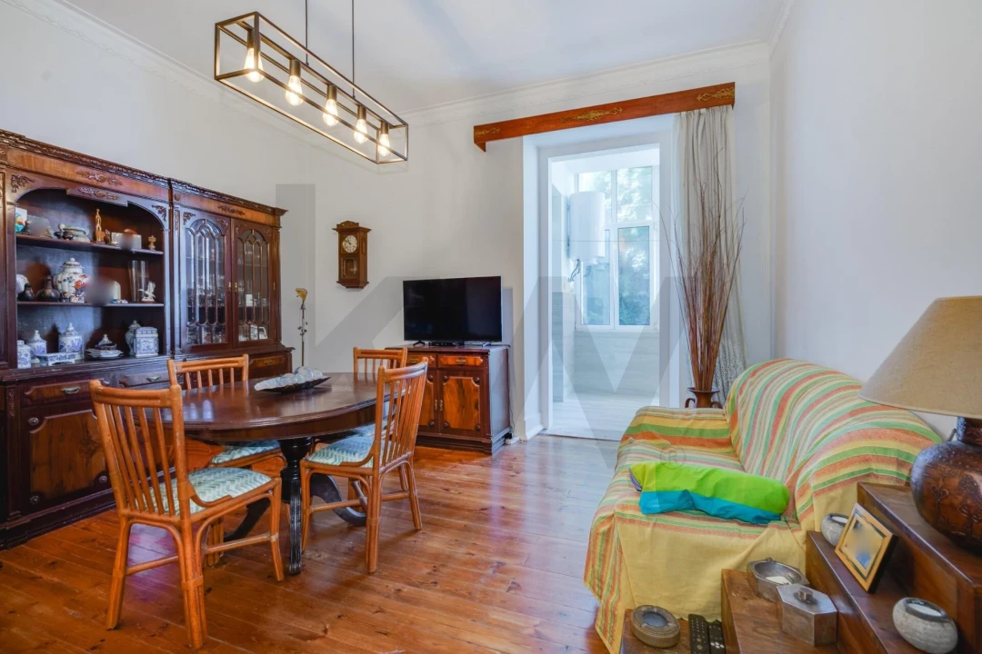 Apartamento T3 para Venda em Campo de Ourique Foto 3