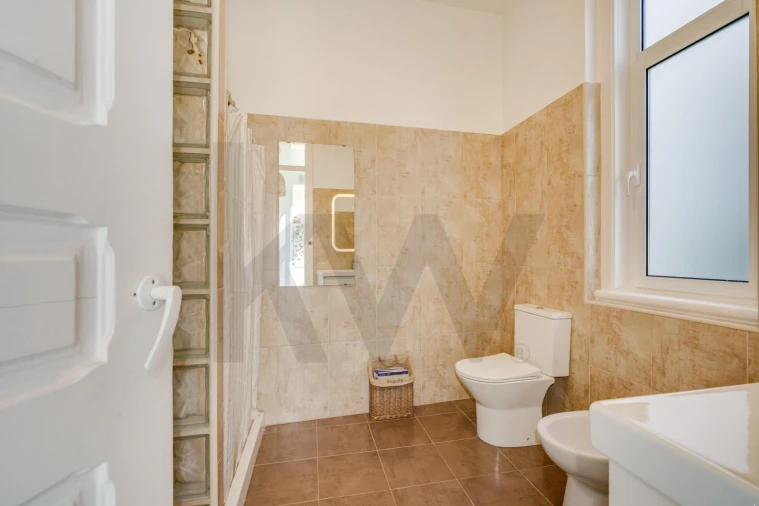 Apartamento T3 para Venda em Campo de Ourique Foto 13
