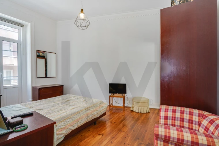 Apartamento T3 para Venda em Campo de Ourique Foto 14