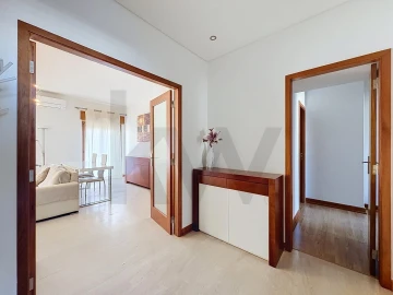 Apartamento T3 para Arrendamento em Marvila, Ribeira Santarém, São Salvador, São Nicolau