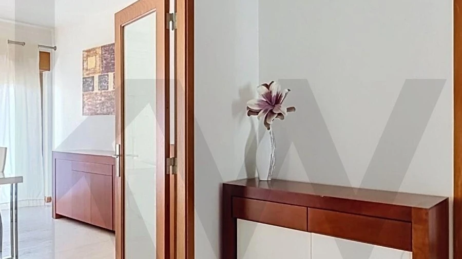 Apartamento T3 para Arrendamento em Marvila, Ribeira Santarém, São Salvador, São Nicolau