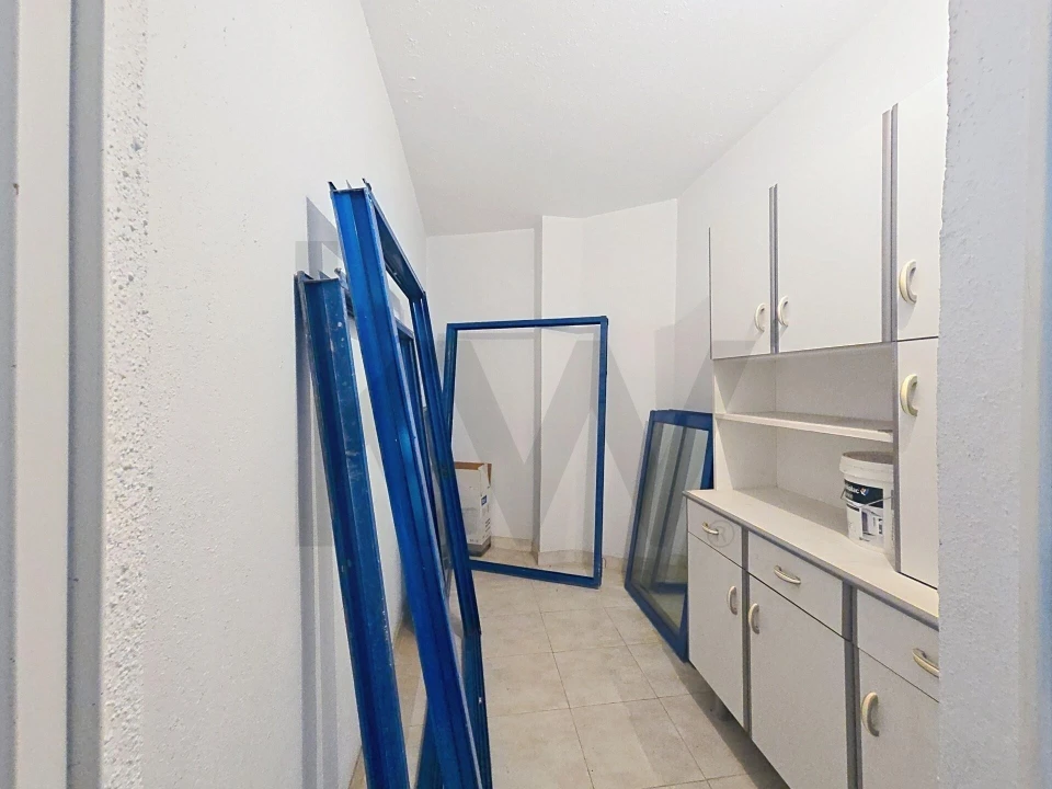 Apartamento T2 para Arrendamento em Santo António dos Cavaleiros e Frielas Foto 26