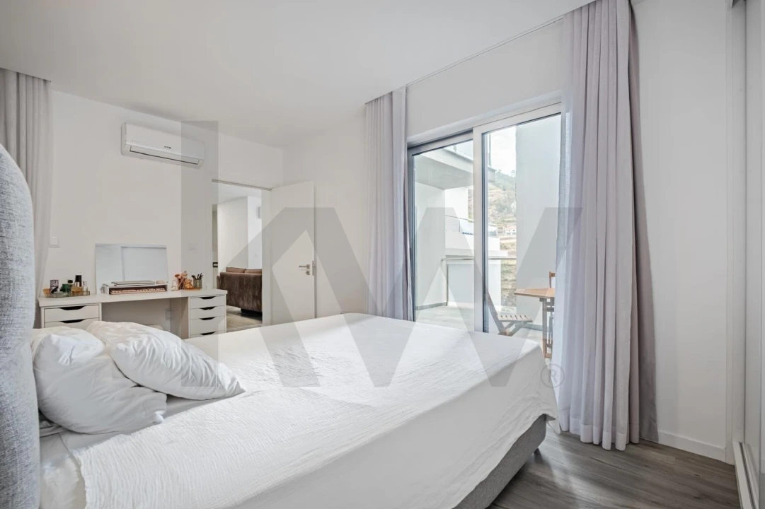 Apartamento T1 para Venda em Quinta Grande Foto 14