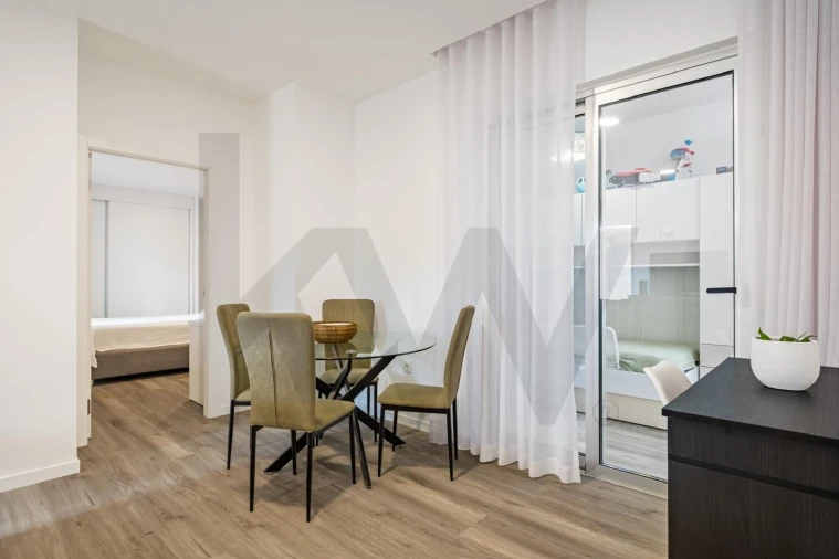 Apartamento T1 para Venda em Quinta Grande Foto 7