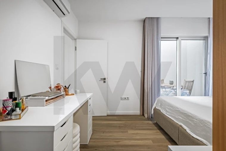 Apartamento T1 para Venda em Quinta Grande Foto 16