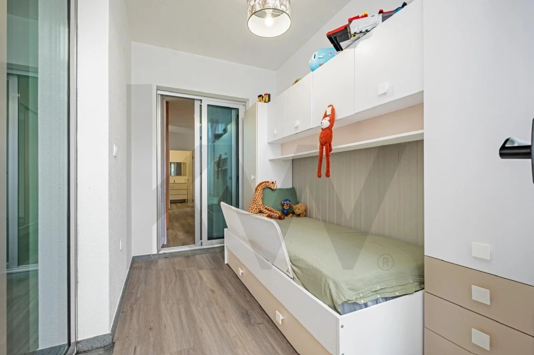 Apartamento T1 para Venda em Quinta Grande Foto 22