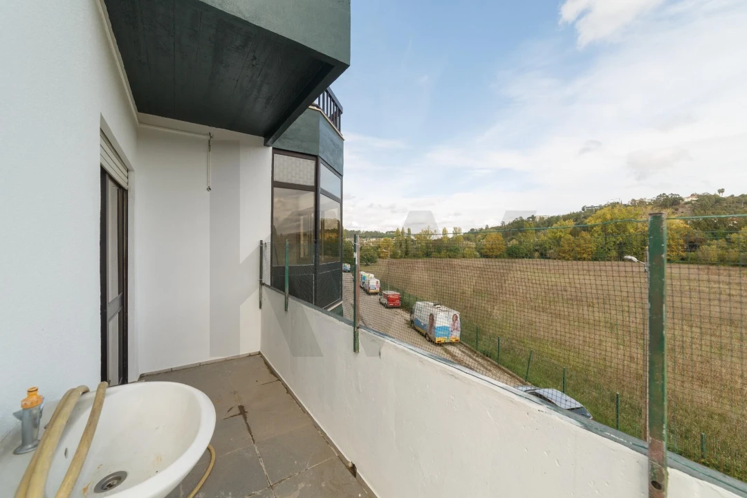 Apartamento T3 para Arrendamento em Leiria, Pousos, Barreira e Cortes Foto 20