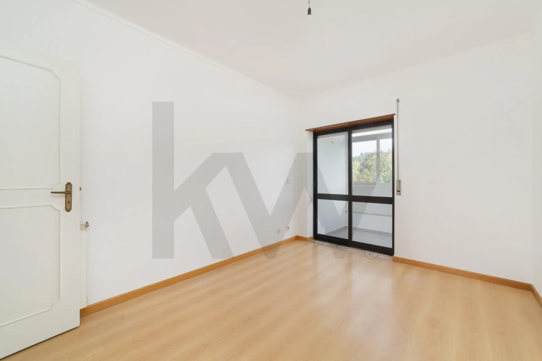 Apartamento T3 para Arrendamento em Leiria, Pousos, Barreira e Cortes Foto 5