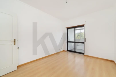 Apartamento T3 para Arrendamento em Leiria, Pousos, Barreira e Cortes
